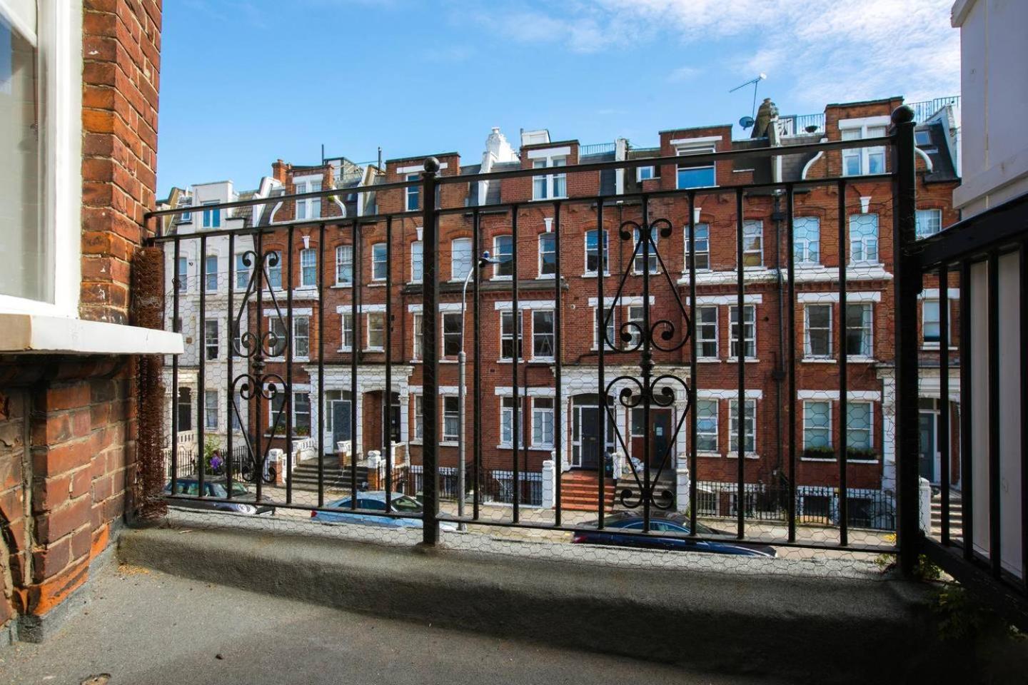 Guestready - West Kensington Home W/Balcony London Luaran gambar